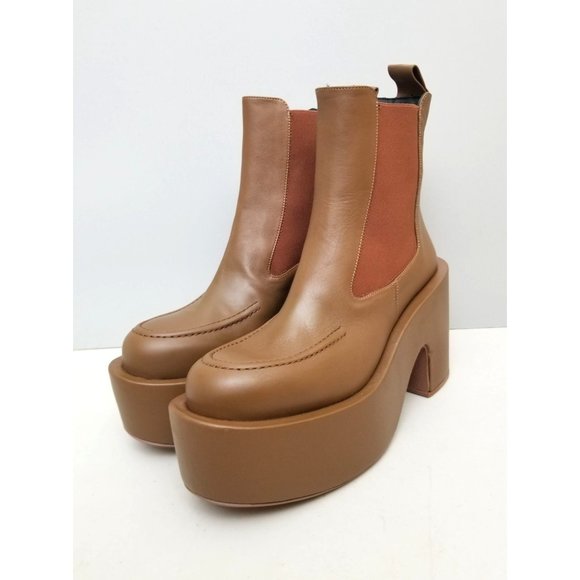 EUC Paloma Barcelo Hasen Platform Chelsea Bootie in Brown...